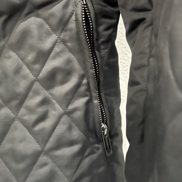 Burberry Quilted Snap Button Jacket - Picture 4 of 5